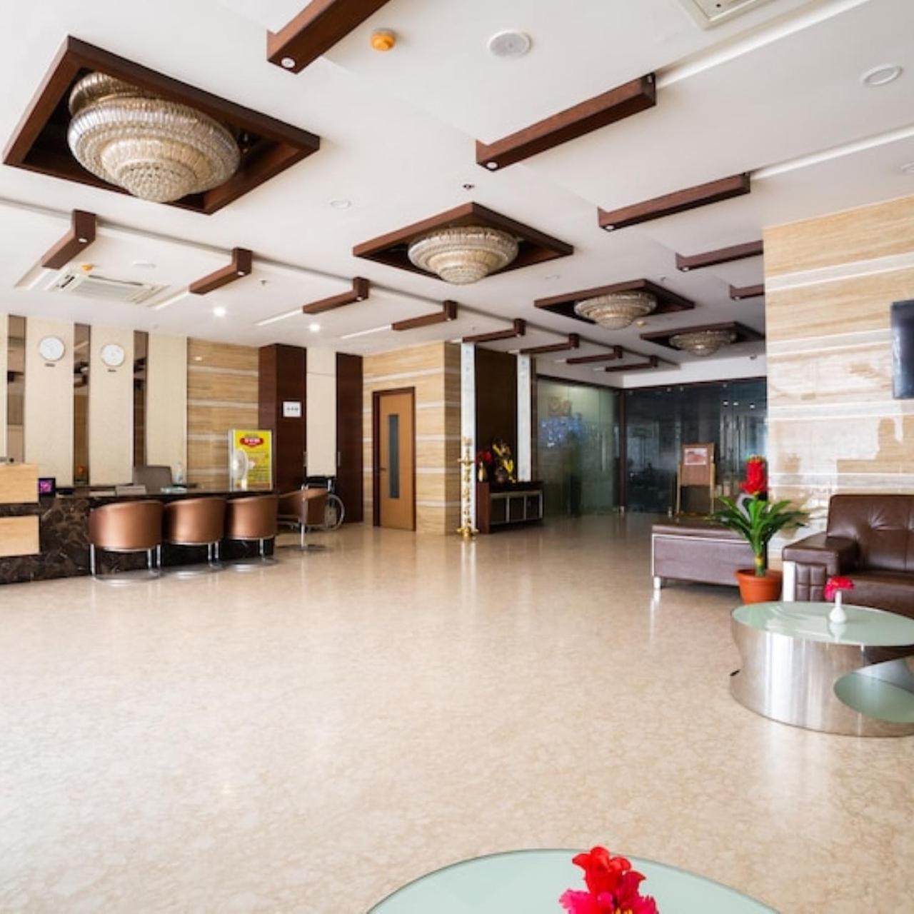 Hotel Svm Grand Medipally Haydarabad Dış mekan fotoğraf